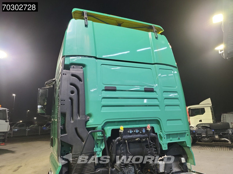 MAN TGX 18.500 4X2 Mega XXL Retarder 2xTanks ACC Euro 6 - Тягач: фото 3 MAN TGX 18.500 4X2 Mega XXL Retarder 2xTanks ACC Euro 6 - Тягач: фото 3