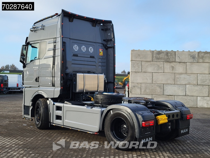 MAN TGX 18.520 4X2 Individual Lion S! New Hydrauliks GX Retarder Full-Air 2x Tanks Navi LED ACC Euro 6 - Тягач: фото 2 MAN TGX 18.520 4X2 Individual Lion S! New Hydrauliks GX Retarder Full-Air 2x Tanks Navi LED ACC Euro 6 - Тягач: фото 2