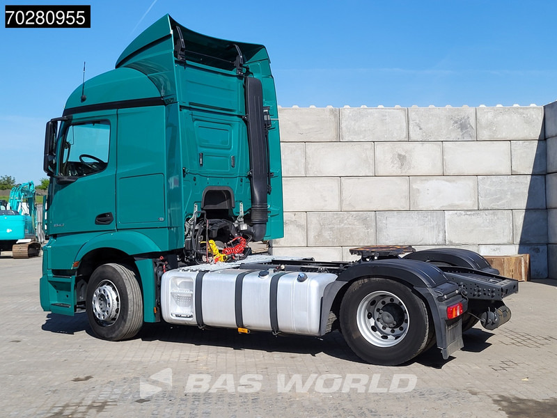Mercedes-Benz Actros 1843 Actros 4X2 StreamSpace Euro 6 - Тягач: фото 2 Mercedes-Benz Actros 1843 Actros 4X2 StreamSpace Euro 6 - Тягач: фото 2