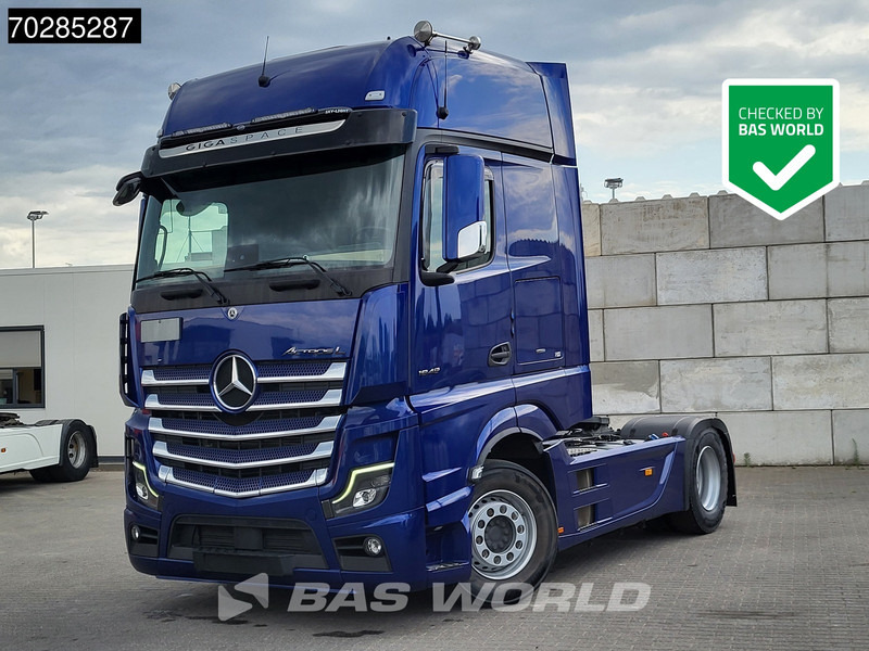 Mercedes-Benz Actros 1848 4X2 GigaSpace Full-Air Retarder Leder 2x Tanks Standklima - Тягач: фото 1 Mercedes-Benz Actros 1848 4X2 GigaSpace Full-Air Retarder Leder 2x Tanks Standklima - Тягач: фото 1