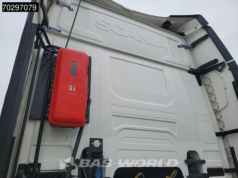 Тягач Scania R450 4X2 Retarder 2xTanks ACC LED Euro 6: фото 8