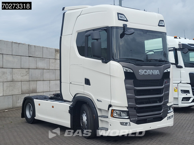 Scania S460 4X2 NEW! Retarder 2x Tanks ACC Navi Standklima - Тягач: фото 3 Scania S460 4X2 NEW! Retarder 2x Tanks ACC Navi Standklima - Тягач: фото 3
