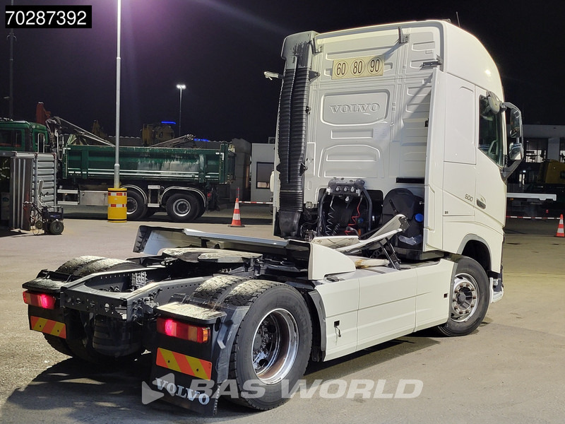Volvo FH 500 FH 4X2 2xTanks I-ParkCool Euro 6 - Тягач: фото 5 Volvo FH 500 FH 4X2 2xTanks I-ParkCool Euro 6 - Тягач: фото 5