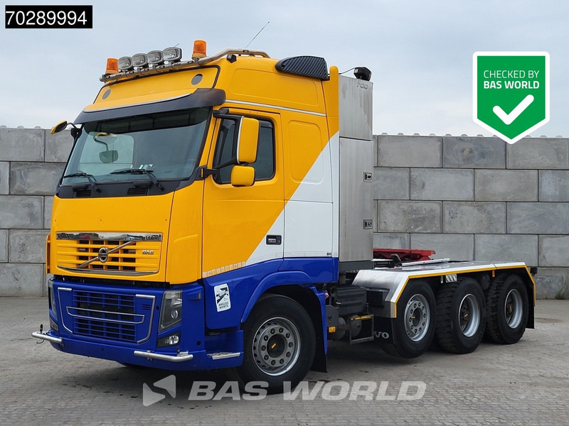 Volvo FH16 700 FH16 8X4 90T! Retarder Big-Axle Lift+Lenkachse Euro 5 - Тягач: фото 1 Volvo FH16 700 FH16 8X4 90T! Retarder Big-Axle Lift+Lenkachse Euro 5 - Тягач: фото 1