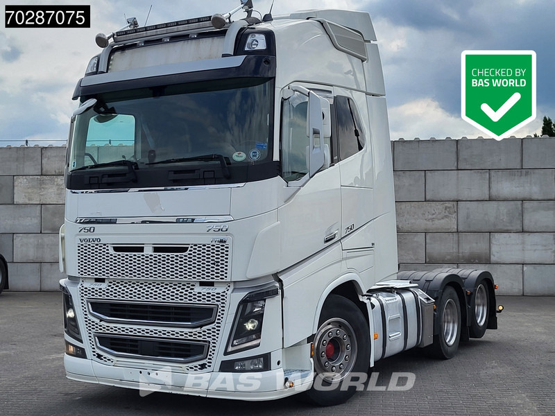 Volvo FH16 750 FH16 6X4 Retarder Liftachse Full-Air Xenon Euro 6 - Тягач: фото 1 Volvo FH16 750 FH16 6X4 Retarder Liftachse Full-Air Xenon Euro 6 - Тягач: фото 1