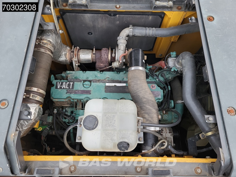 Гусеничный экскаватор Volvo EC250 E L Tiltrotator: фото 19 Гусеничный экскаватор Volvo EC250 E L Tiltrotator: фото 19