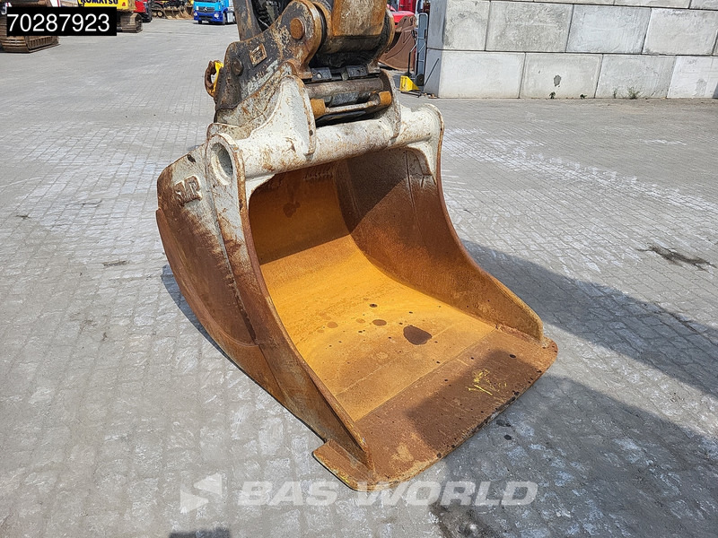 Колёсный экскаватор Volvo EW220 E: фото 17
