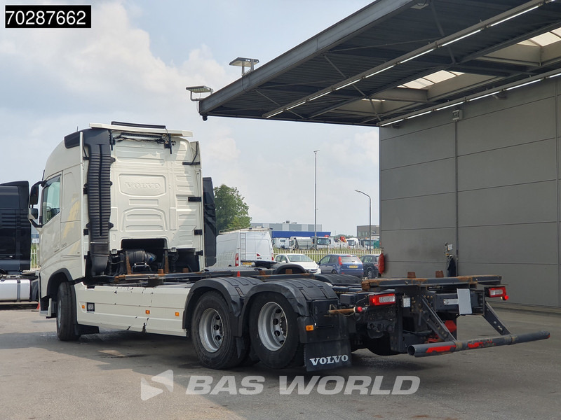 Volvo FH 500 FH 6X2 BDF Liftaxle Automatic Xenon Navi ACC Euro 6 - Грузовик-контейнеровоз/ Сменный кузов: фото 2 Volvo FH 500 FH 6X2 BDF Liftaxle Automatic Xenon Navi ACC Euro 6 - Грузовик-контейнеровоз/ Сменный кузов: фото 2
