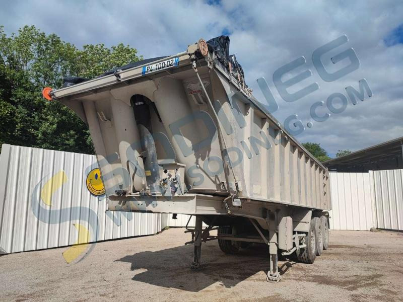 Benalu 3 ESSIEUX - Самосвальный полуприцеп: фото 2 Benalu 3 ESSIEUX - Самосвальный полуприцеп: фото 2