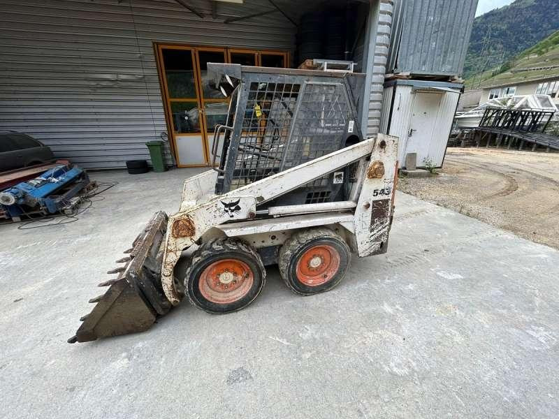 Bobcat 543 - Мини-погрузчик с бортовым поворотом: фото 4 Bobcat 543 - Мини-погрузчик с бортовым поворотом: фото 4