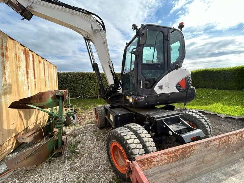 Bobcat E57W - Мини-экскаватор: фото 3 Bobcat E57W - Мини-экскаватор: фото 3