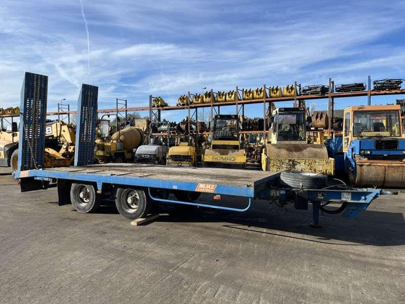 CASTERA 2 ESSIEUX - Прицеп для легкового автомобиля: фото 1 CASTERA 2 ESSIEUX - Прицеп для легкового автомобиля: фото 1