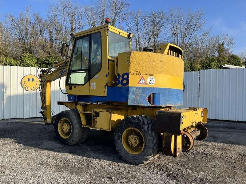 Case 788-PRR - Колёсный экскаватор: фото 5 Case 788-PRR - Колёсный экскаватор: фото 5