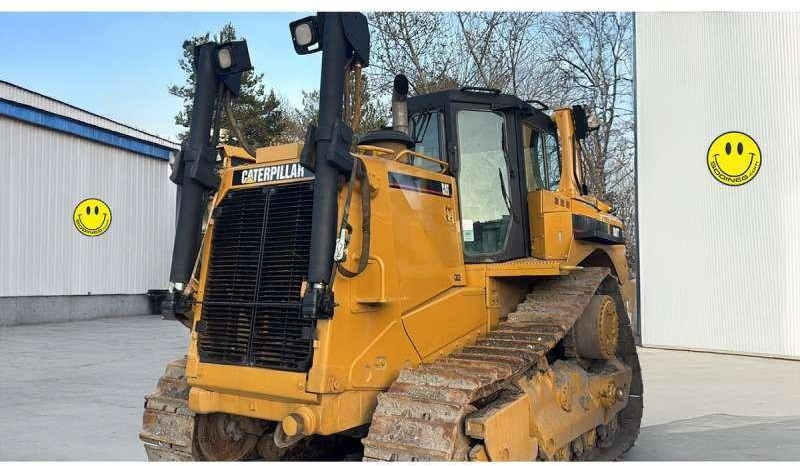 Caterpillar D8T - Бульдозер: фото 1 Caterpillar D8T - Бульдозер: фото 1