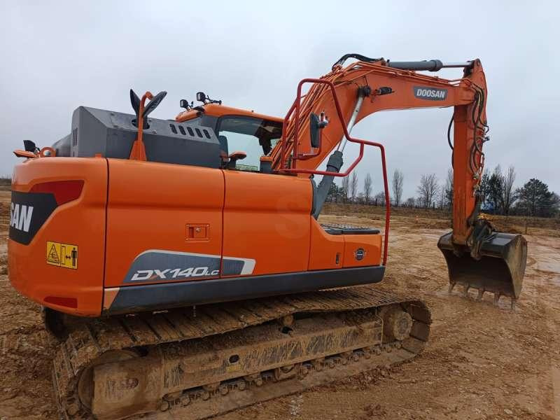 Doosan DX140LC-5 - Гусеничный экскаватор: фото 3 Doosan DX140LC-5 - Гусеничный экскаватор: фото 3