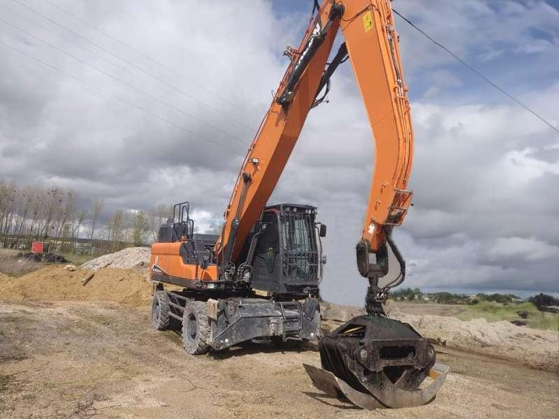 Doosan DX250WMH-7 - Колёсный экскаватор: фото 5 Doosan DX250WMH-7 - Колёсный экскаватор: фото 5