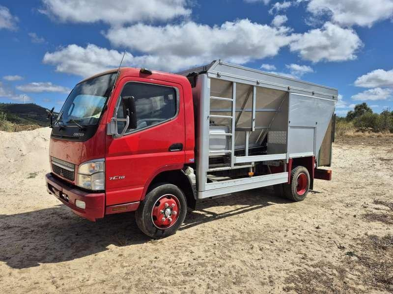 Mitsubishi FUSO CANTER 7C18 - Грузовик: фото 1 Mitsubishi FUSO CANTER 7C18 - Грузовик: фото 1
