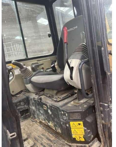 Hitachi ZX60USB-3 CLR - Мини-экскаватор: фото 3 Hitachi ZX60USB-3 CLR - Мини-экскаватор: фото 3