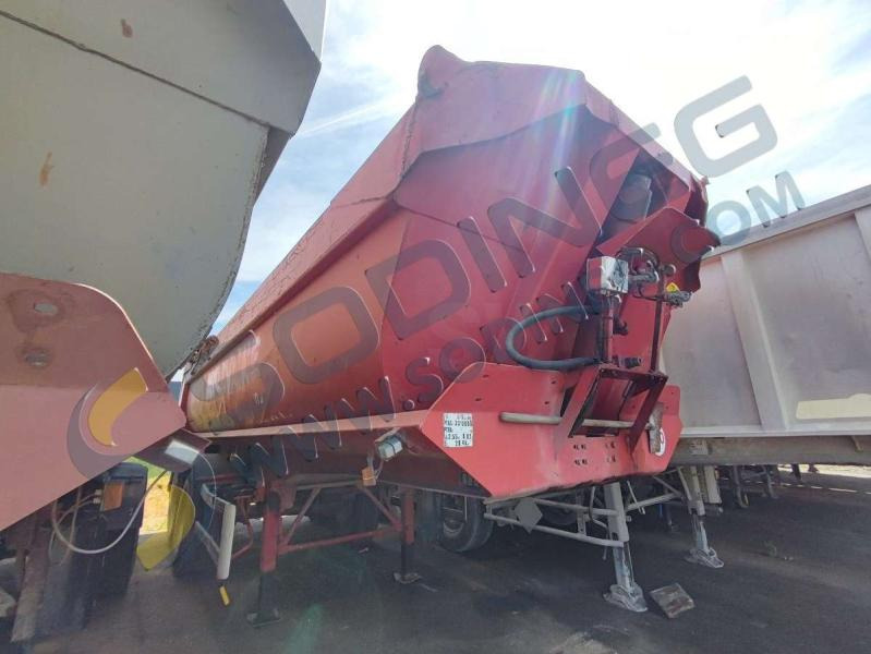 Kaiser 2 ESSIEUX - Самосвальный полуприцеп: фото 1 Kaiser 2 ESSIEUX - Самосвальный полуприцеп: фото 1