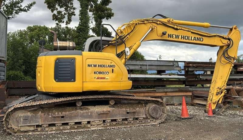 Kobelco SK235SRNLC-1ES - Гусеничный экскаватор: фото 2 Kobelco SK235SRNLC-1ES - Гусеничный экскаватор: фото 2