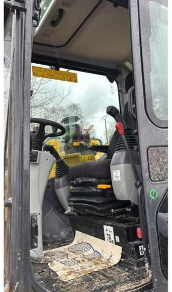 Колёсный экскаватор Komatsu Pelle sur Pneus PW98MR-11E0: фото 6 Колёсный экскаватор Komatsu Pelle sur Pneus PW98MR-11E0: фото 6