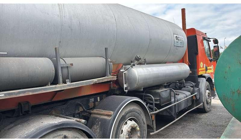 Renault PREMIUM 370-26 AVEC BOUILLE ACMAR - Гудронатор: фото 5 Renault PREMIUM 370-26 AVEC BOUILLE ACMAR - Гудронатор: фото 5