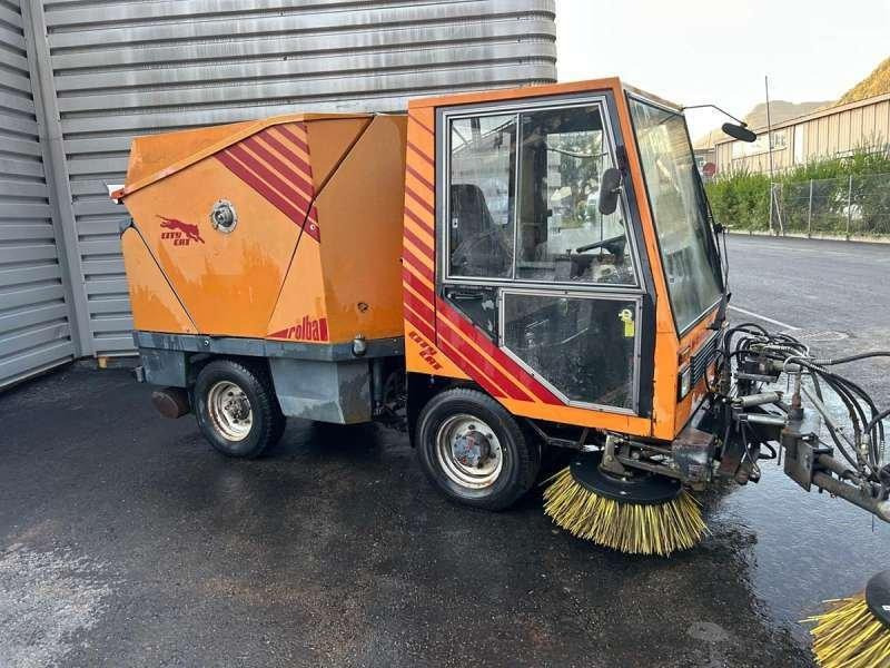 Rolba K1500 CITY CAT - Подметально-уборочная машина: фото 2 Rolba K1500 CITY CAT - Подметально-уборочная машина: фото 2