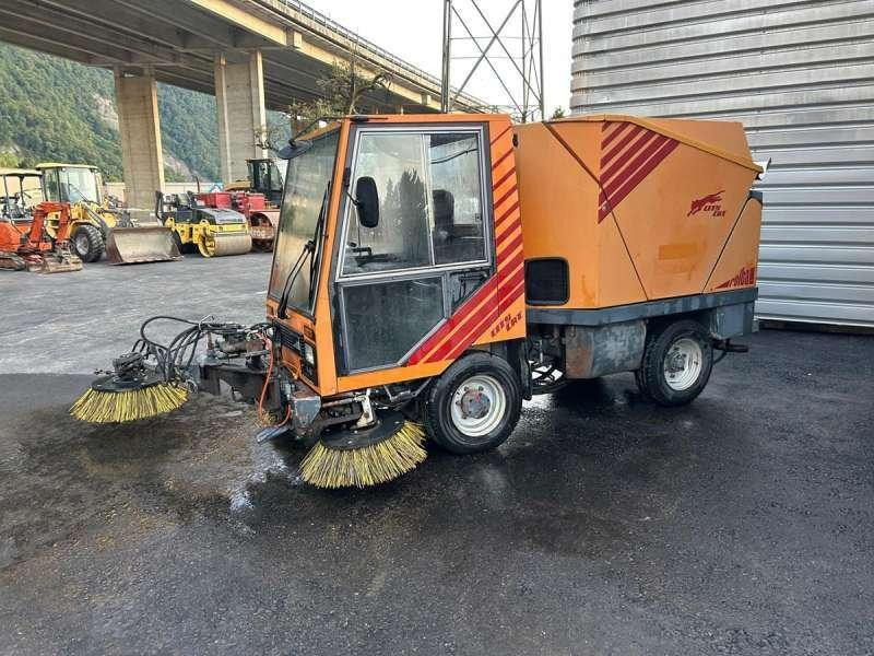 Rolba K1500 CITY CAT - Подметально-уборочная машина: фото 3 Rolba K1500 CITY CAT - Подметально-уборочная машина: фото 3