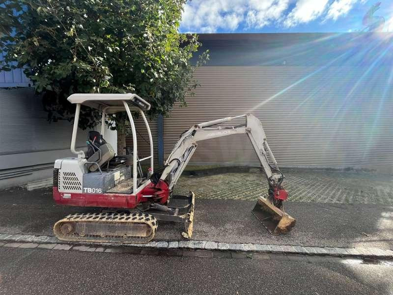 Takeuchi TB016 - Мини-экскаватор: фото 2 Takeuchi TB016 - Мини-экскаватор: фото 2