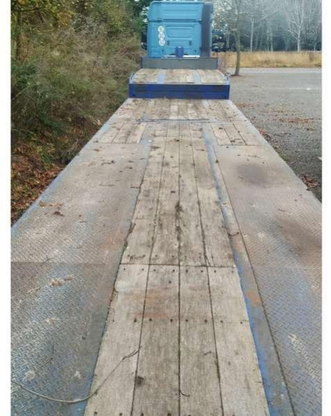 Verem 3 ESSIEUX - Низкорамный полуприцеп: фото 1 Verem 3 ESSIEUX - Низкорамный полуприцеп: фото 1