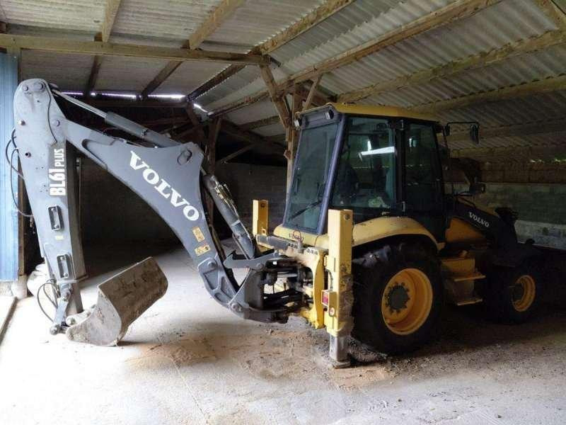 Volvo BL61 PLUS - Экскаватор-погрузчик: фото 4 Volvo BL61 PLUS - Экскаватор-погрузчик: фото 4