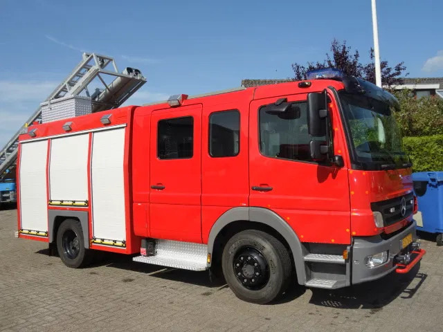Mercedes-Benz Atego 1326 FIRE TRUCK - Пожарная машина: фото 1 Mercedes-Benz Atego 1326 FIRE TRUCK - Пожарная машина: фото 1