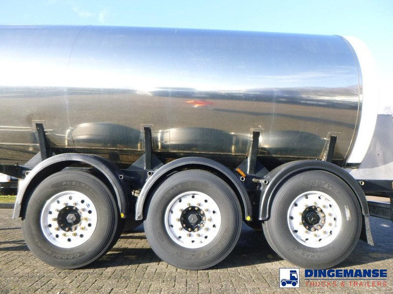 Clayton Food tank inox 30 m3 / 1 comp - Полуприцеп-цистерна: фото 5 Clayton Food tank inox 30 m3 / 1 comp - Полуприцеп-цистерна: фото 5