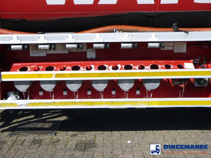 Lakeland Fuel tank alu 42.8 m3 / 6 comp - Полуприцеп-цистерна: фото 5 Lakeland Fuel tank alu 42.8 m3 / 6 comp - Полуприцеп-цистерна: фото 5