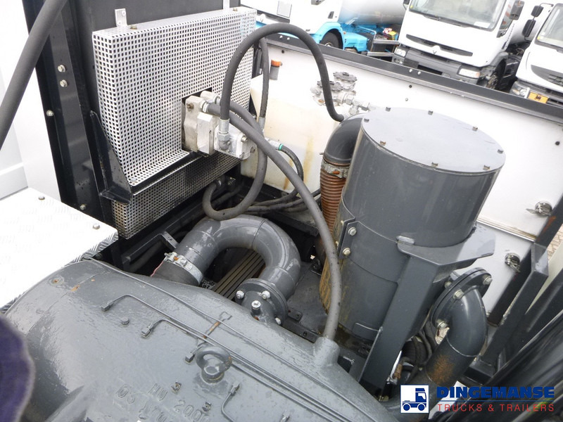Ассенизатор Mercedes-Benz Actros 2541 6x2 RHD E5 Huwer vacuum tank / hydrocureur 12 m3: фото 11
