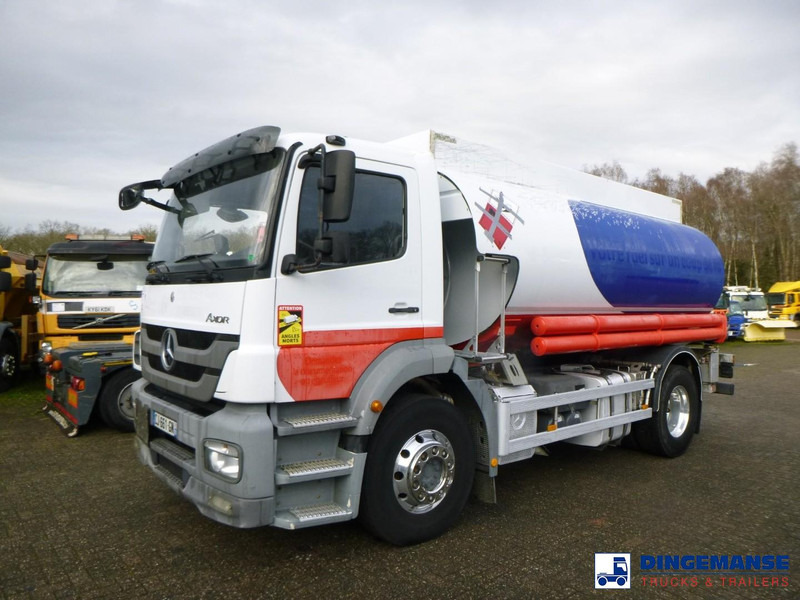 Mercedes-Benz Axor 1824 4x2 fuel tank 14.2 m3 / 4 comp - Грузовик-цистерна: фото 1 Mercedes-Benz Axor 1824 4x2 fuel tank 14.2 m3 / 4 comp - Грузовик-цистерна: фото 1