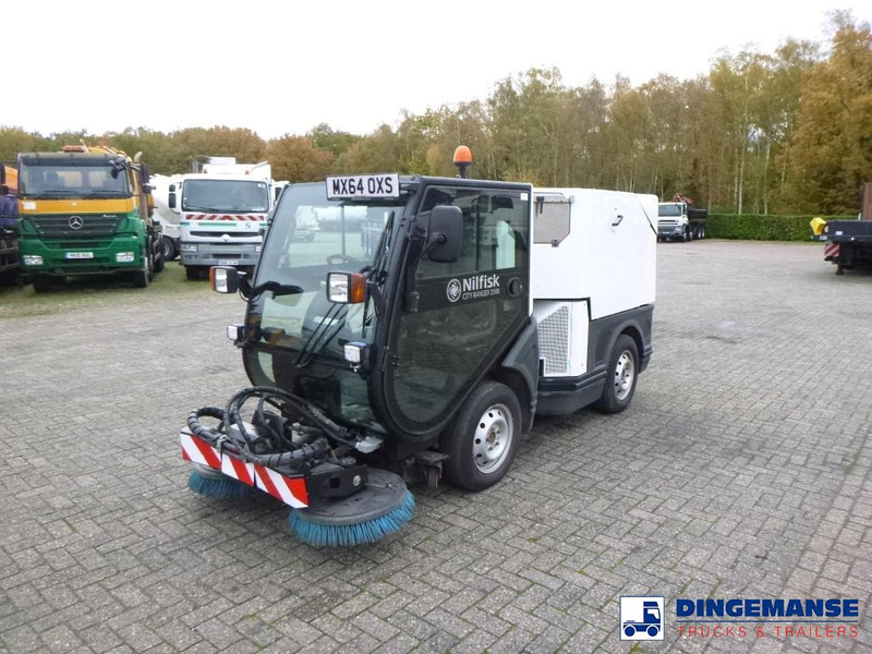 Nilfisk City Ranger CR3500 street sweeper - Подметально-уборочная машина: фото 1 Nilfisk City Ranger CR3500 street sweeper - Подметально-уборочная машина: фото 1