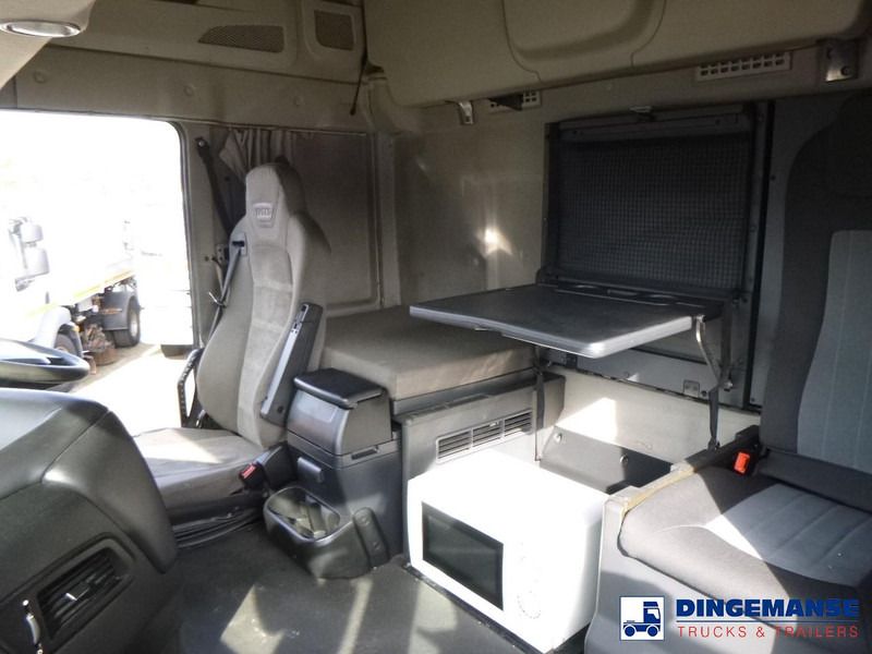 Тягач Iveco AS440STX/P 6x2 RHD EEV: фото 12 Тягач Iveco AS440STX/P 6x2 RHD EEV: фото 12
