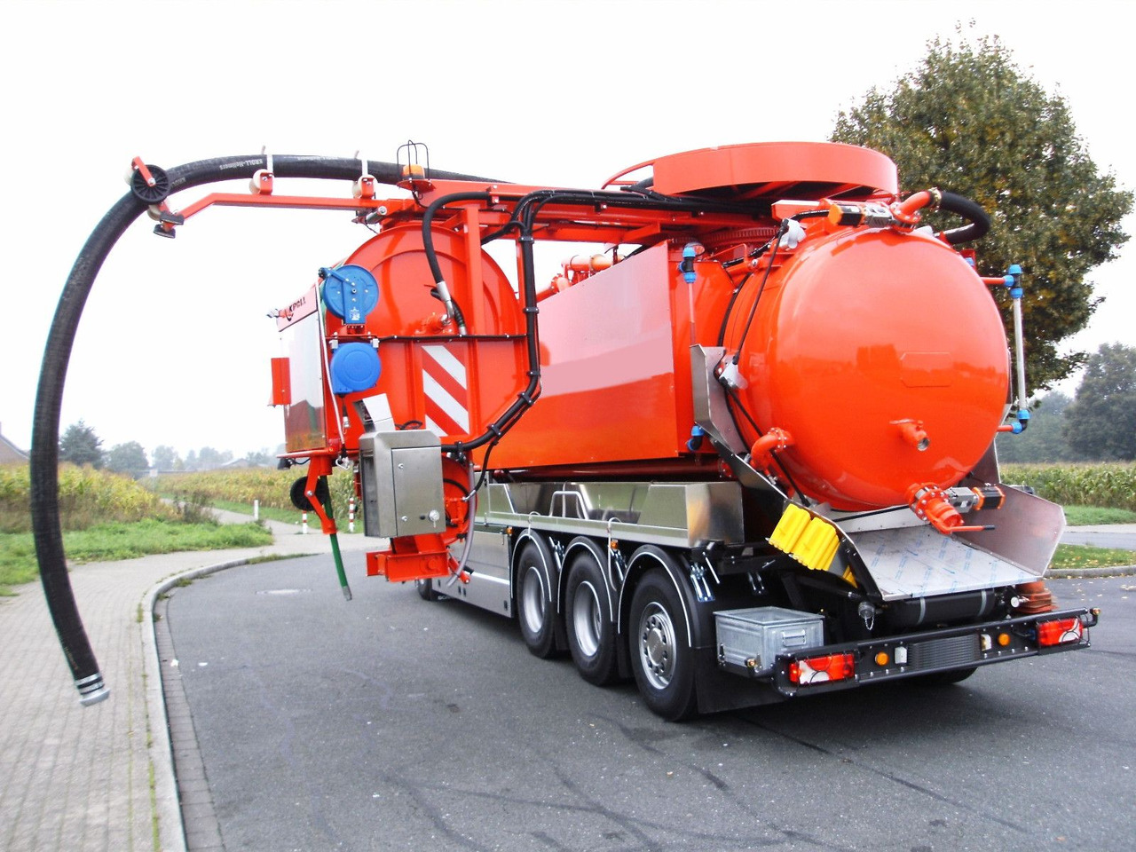 Scania R450 8x4 Kroll 19m³ W-Rückgewinner Kombi-HD +ADR - Ассенизатор: фото 2 Scania R450 8x4 Kroll 19m³ W-Rückgewinner Kombi-HD +ADR - Ассенизатор: фото 2