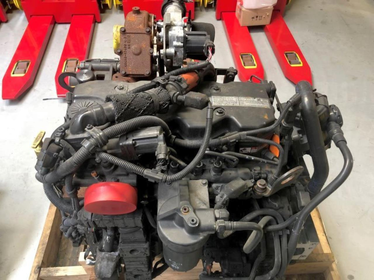 Cummins QSB4.5 163 - Двигатель: фото 2 Cummins QSB4.5 163 - Двигатель: фото 2