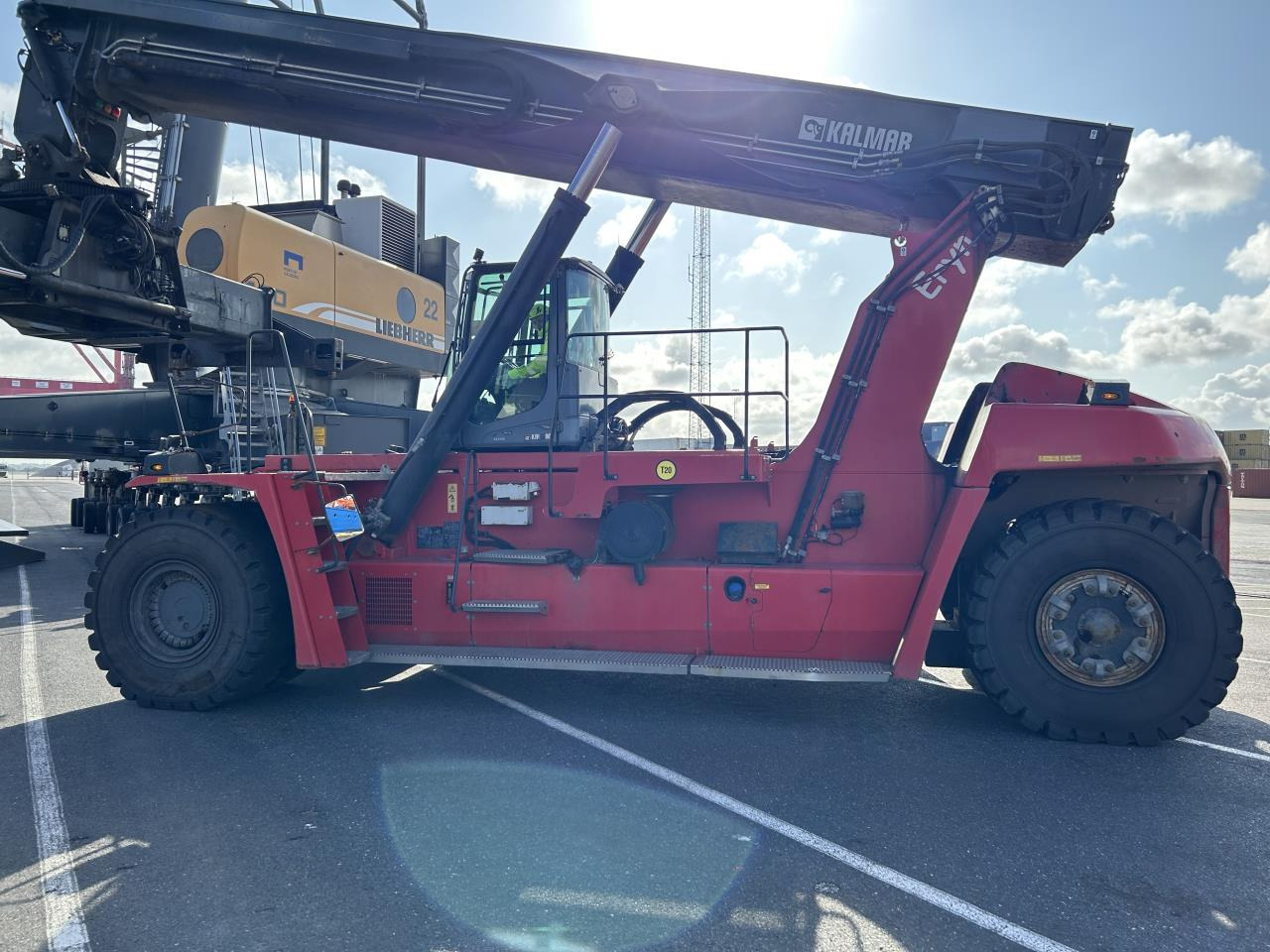 Kalmar DRG450-65S5 - Ричстакер: фото 1 Kalmar DRG450-65S5 - Ричстакер: фото 1
