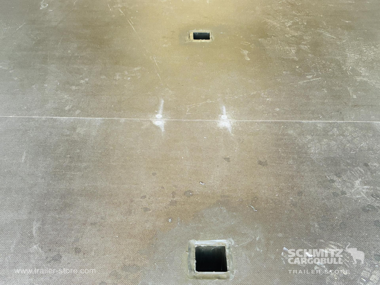 SCHMITZ Auflieger Curtainsider Mega - Тентованный полуприцеп: фото 4 SCHMITZ Auflieger Curtainsider Mega - Тентованный полуприцеп: фото 4