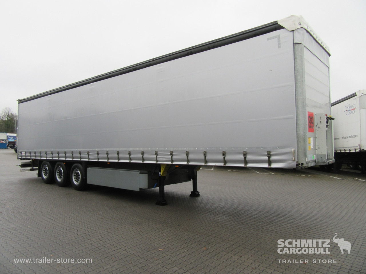 SCHMITZ Auflieger Curtainsider Standard - Тентованный полуприцеп: фото 1 SCHMITZ Auflieger Curtainsider Standard - Тентованный полуприцеп: фото 1