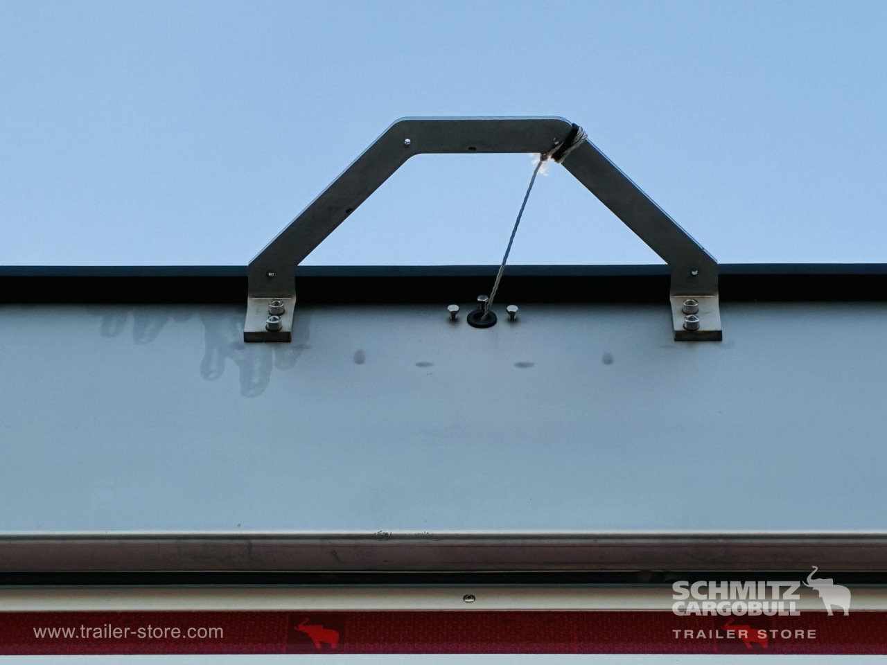 SCHMITZ Auflieger Frischdienst Standard Roller shutter - Полуприцеп-рефрижератор: фото 5 SCHMITZ Auflieger Frischdienst Standard Roller shutter - Полуприцеп-рефрижератор: фото 5