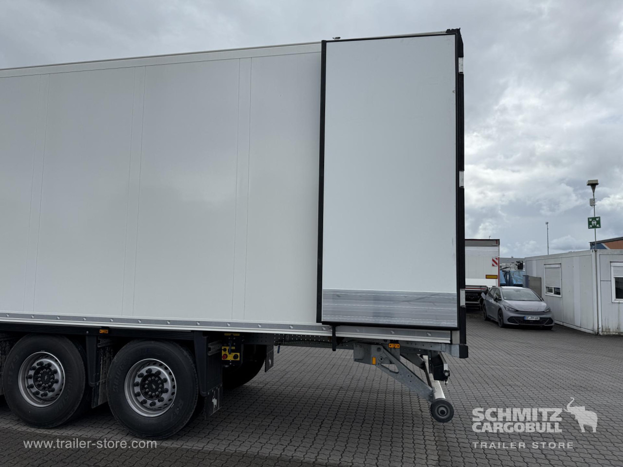 SCHMITZ Auflieger Tiefkühler Standard Double deck - Изотермический полуприцеп: фото 4 SCHMITZ Auflieger Tiefkühler Standard Double deck - Изотермический полуприцеп: фото 4