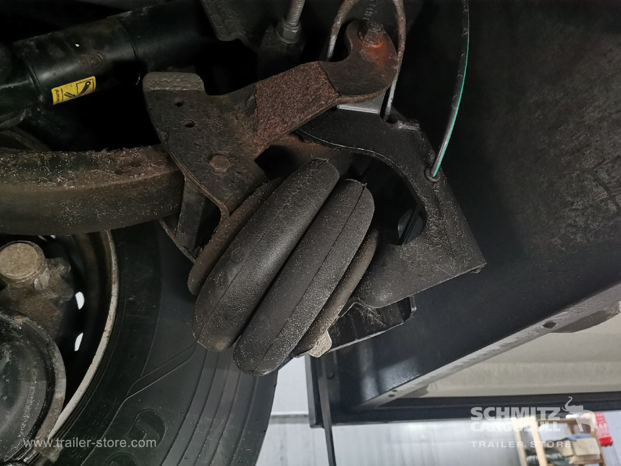 SCHMITZ Auflieger Tiefkühler Standard Double deck - Изотермический полуприцеп: фото 3 SCHMITZ Auflieger Tiefkühler Standard Double deck - Изотермический полуприцеп: фото 3