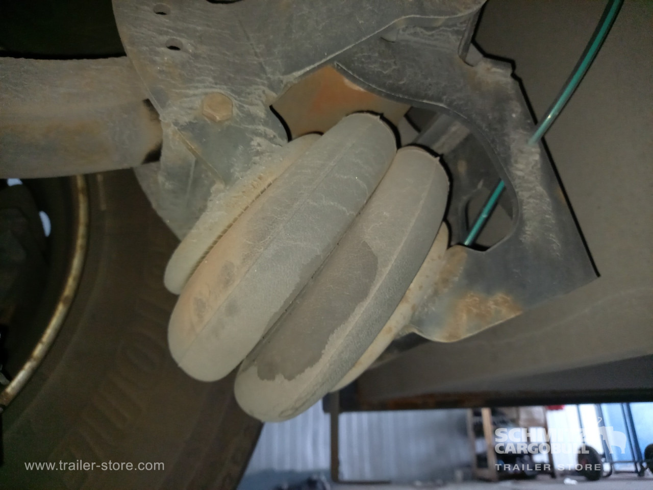 SCHMITZ Auflieger Tiefkühler Standard Double deck - Изотермический полуприцеп: фото 3 SCHMITZ Auflieger Tiefkühler Standard Double deck - Изотермический полуприцеп: фото 3