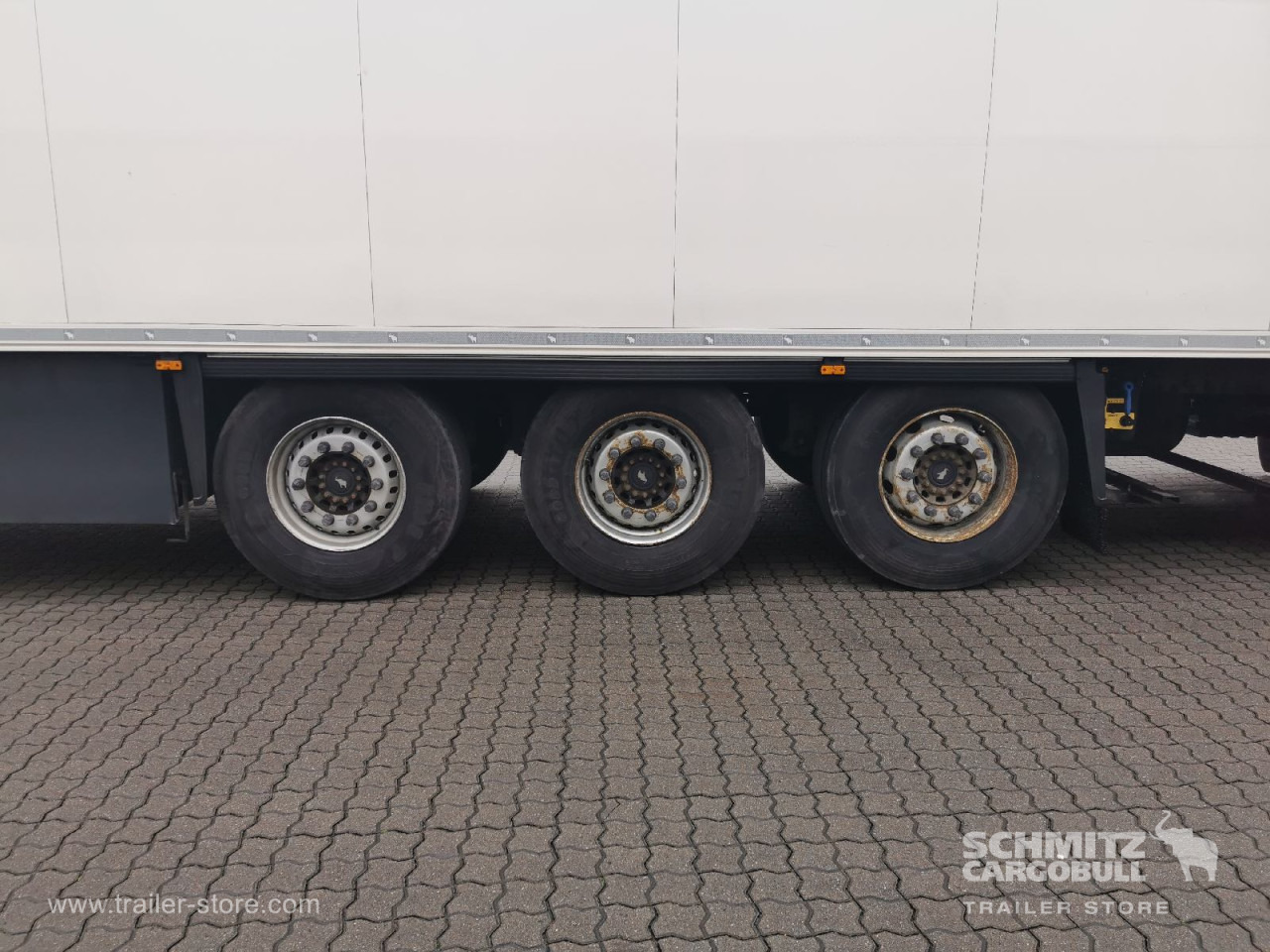SCHMITZ Auflieger Tiefkühler Standard Double deck - Изотермический полуприцеп: фото 2 SCHMITZ Auflieger Tiefkühler Standard Double deck - Изотермический полуприцеп: фото 2