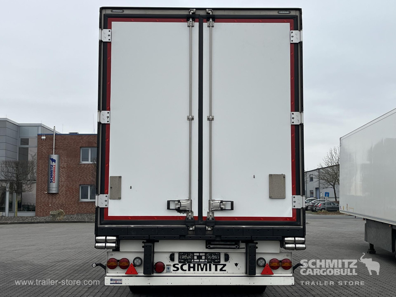SCHMITZ Auflieger Tiefkühler Standard Double deck - Изотермический полуприцеп: фото 4 SCHMITZ Auflieger Tiefkühler Standard Double deck - Изотермический полуприцеп: фото 4