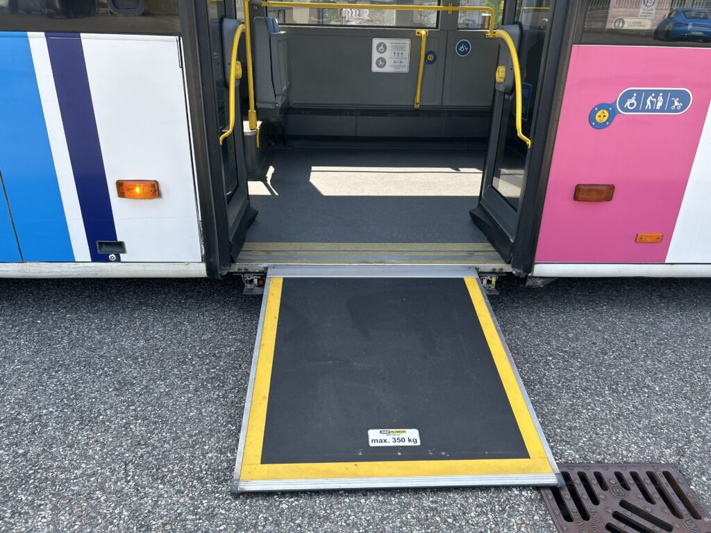 Городской автобус N.1 MERCEDES BENZ CITARO O530 – Anno 2012: фото 10 Городской автобус N.1 MERCEDES BENZ CITARO O530 – Anno 2012: фото 10